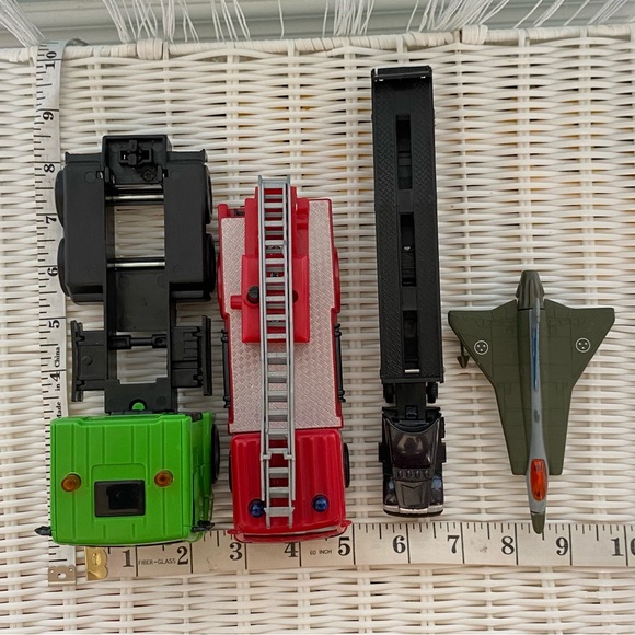 Bundle of Four Toy Vehicles - Picture 14 of 17